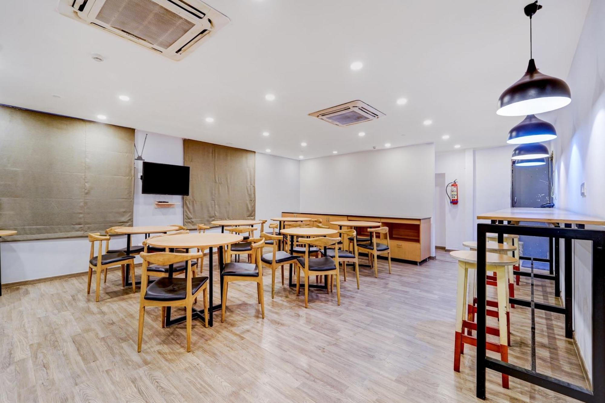 Super Townhouse Four Season Hotel Coimbatore Exterior foto
