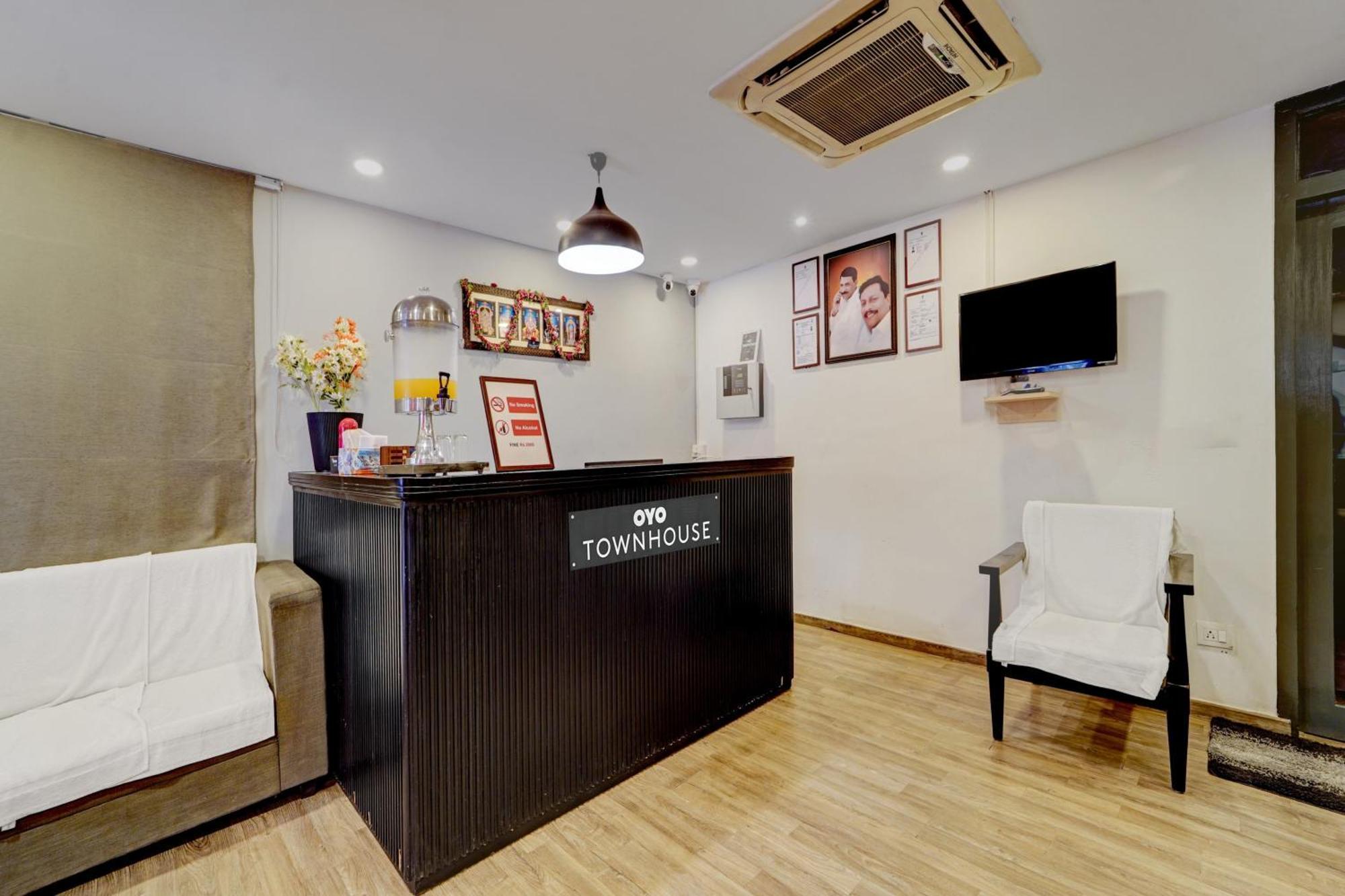 Super Townhouse Four Season Hotel Coimbatore Exterior foto